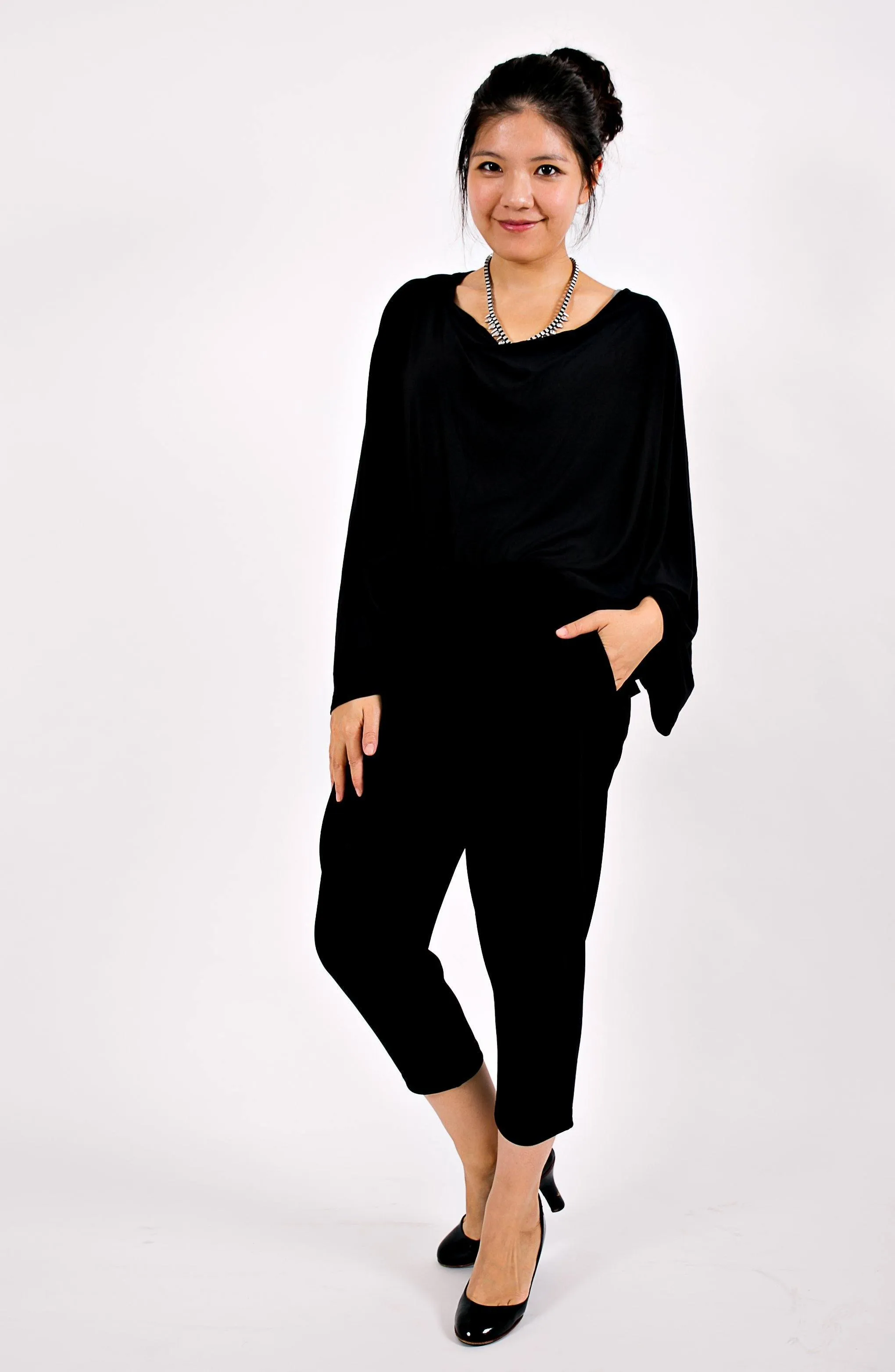 8-in-1 Maternity & Nursing Cardigan - Black Swan