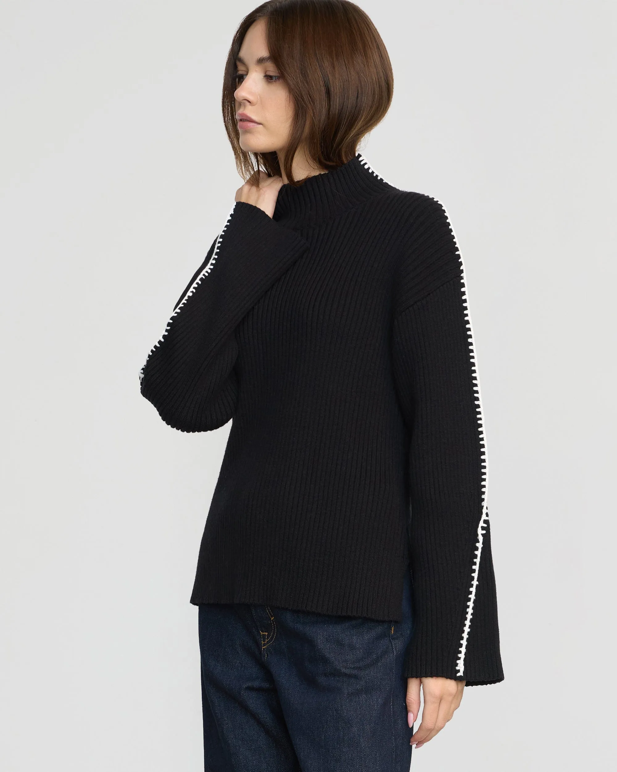 Aki Organic Cotton Contrast Stitch Sweater