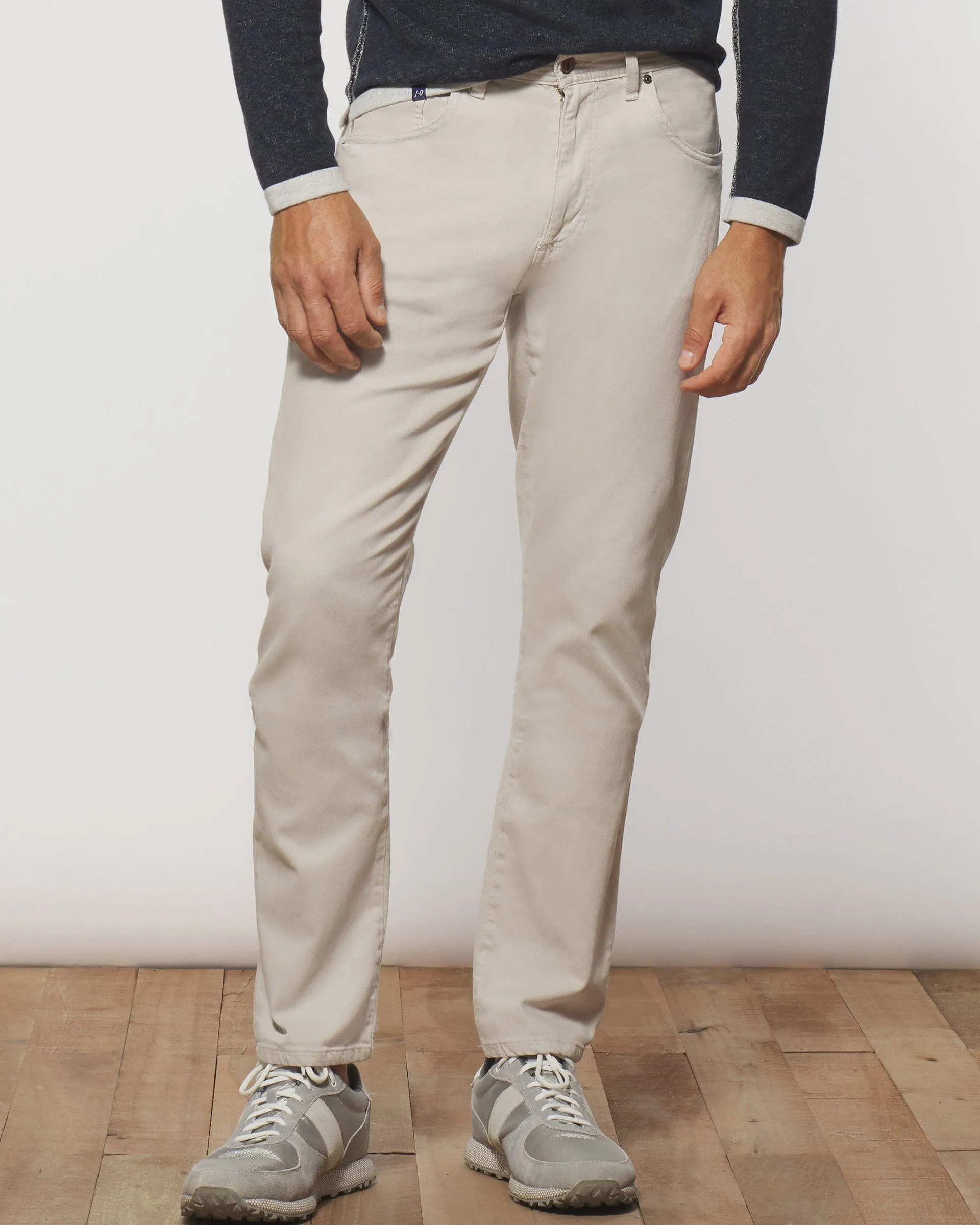 Atlas Lightweight Stretch 5-Pocket Jeans