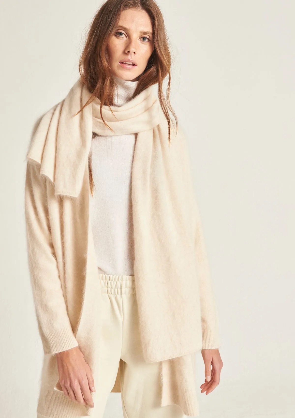 Brushed Cashmere Scarf in  Porcelain