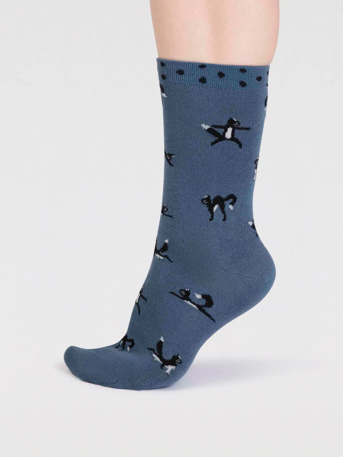 chai bamboo yoga cats socks