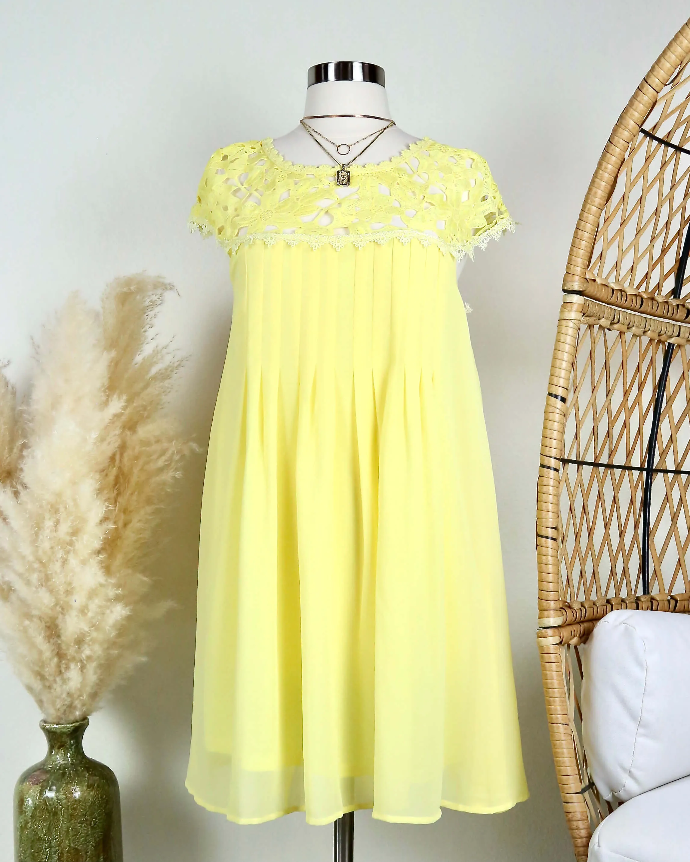 Floral Crochet Lace Cap Sleeve Summer Dress in More Colors