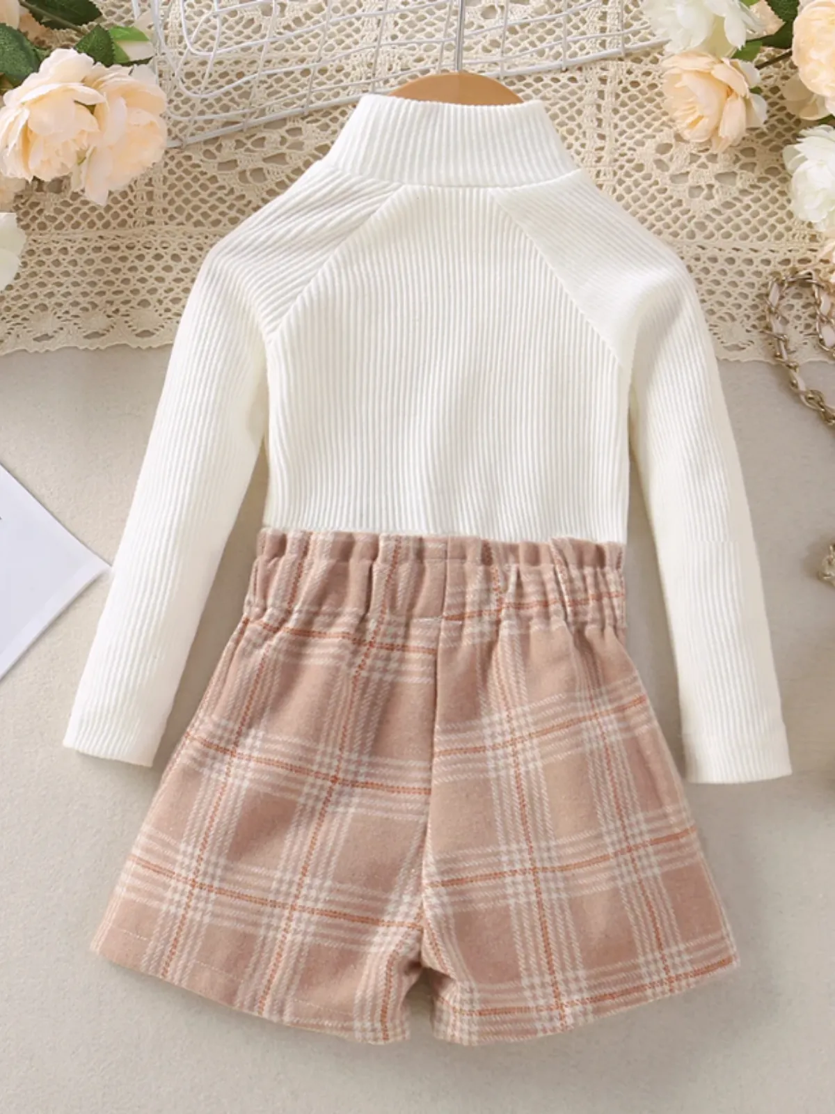 Girls Elegant White Turtleneck and Plaid Shorts Set