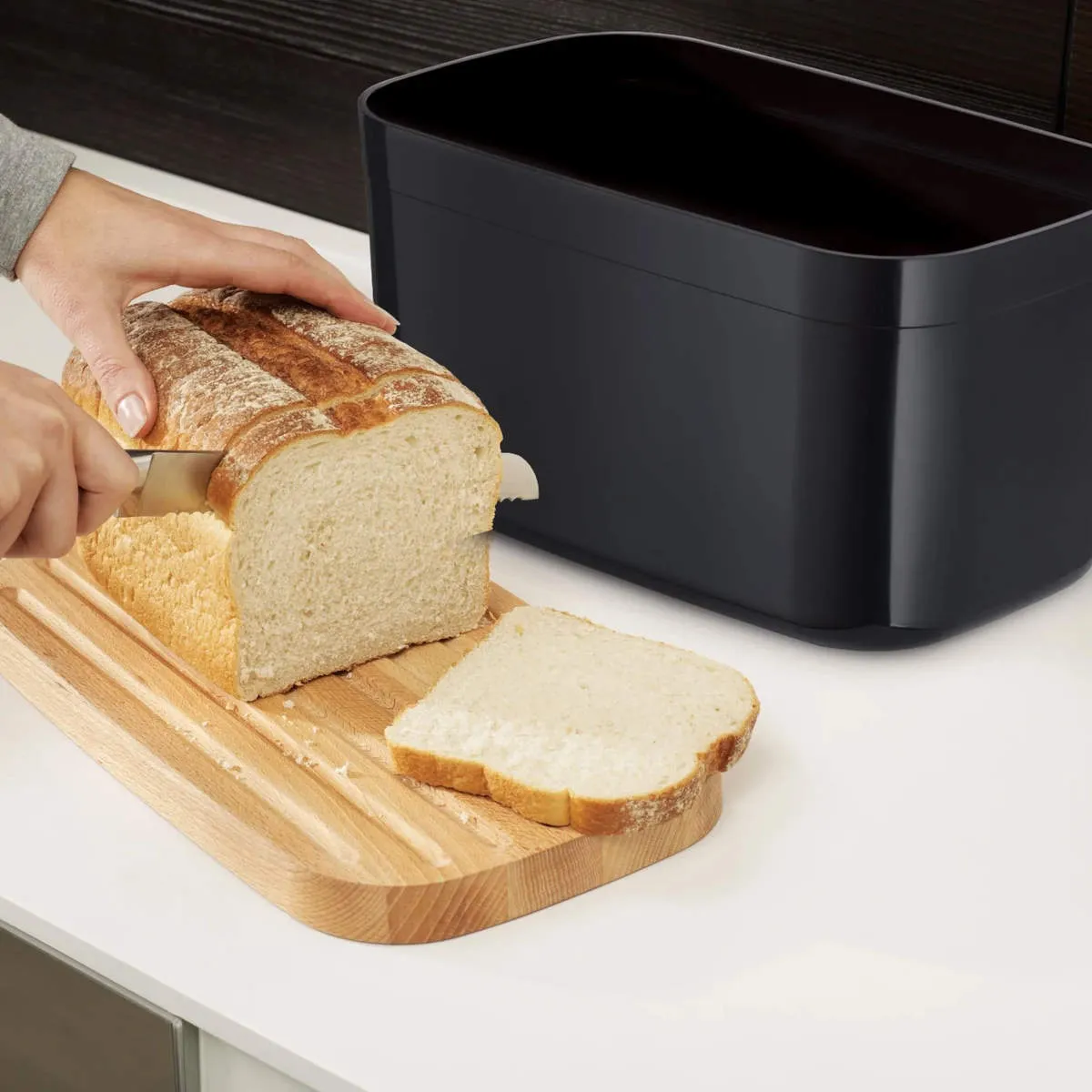 Joseph Joseph Bread Bin with Cutting Board Black