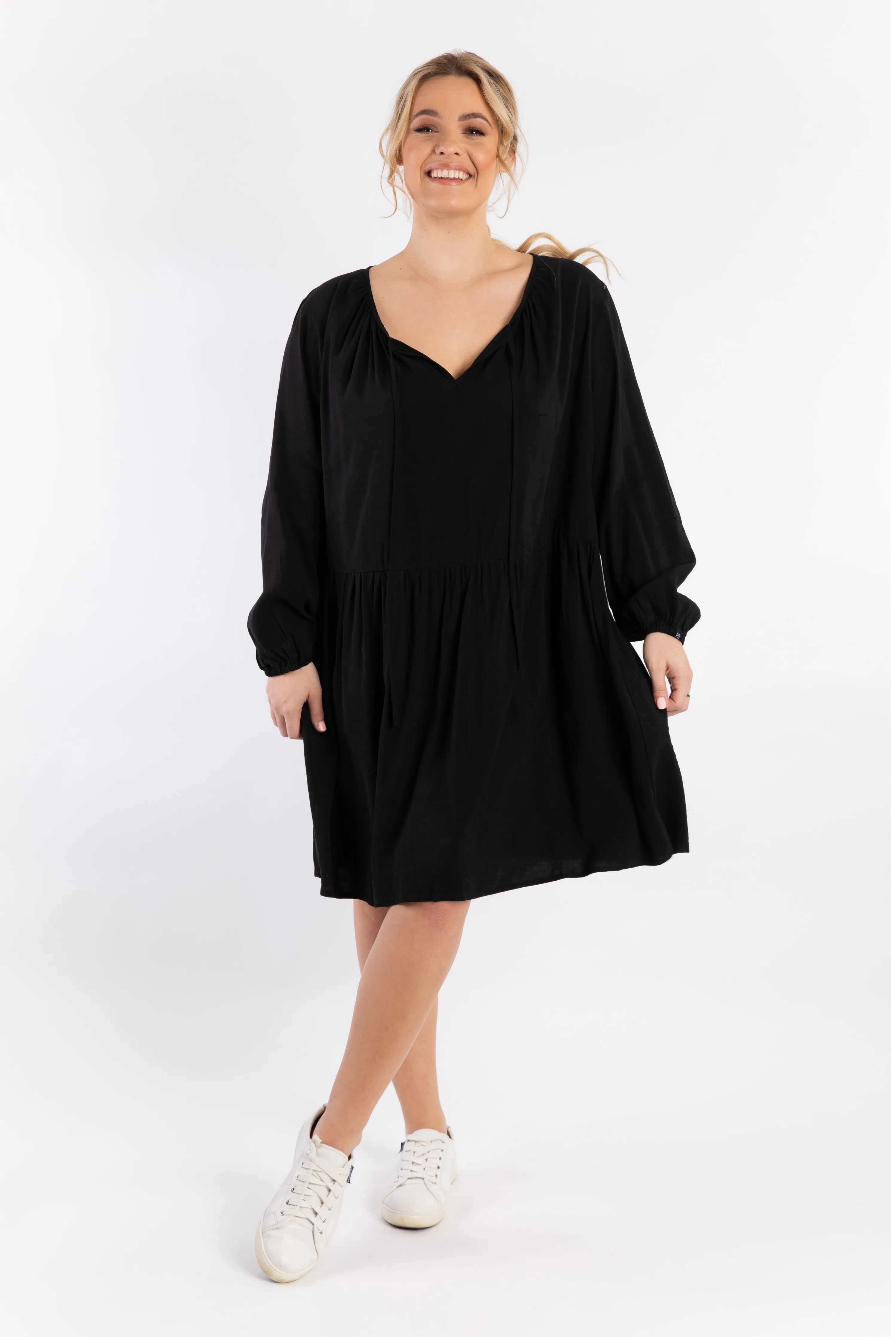 Long Sleeve Tie Front Midi Dress | Black | FINAL SALE