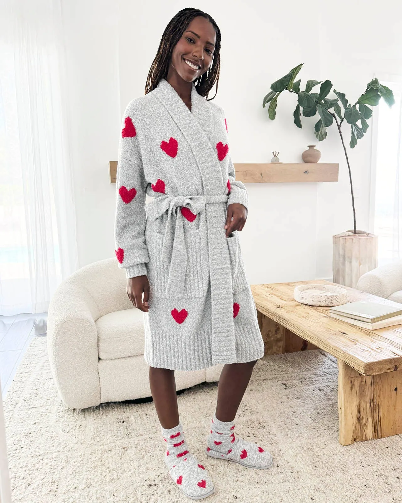 Pomona Fuzzy Yarn Hearts Robe