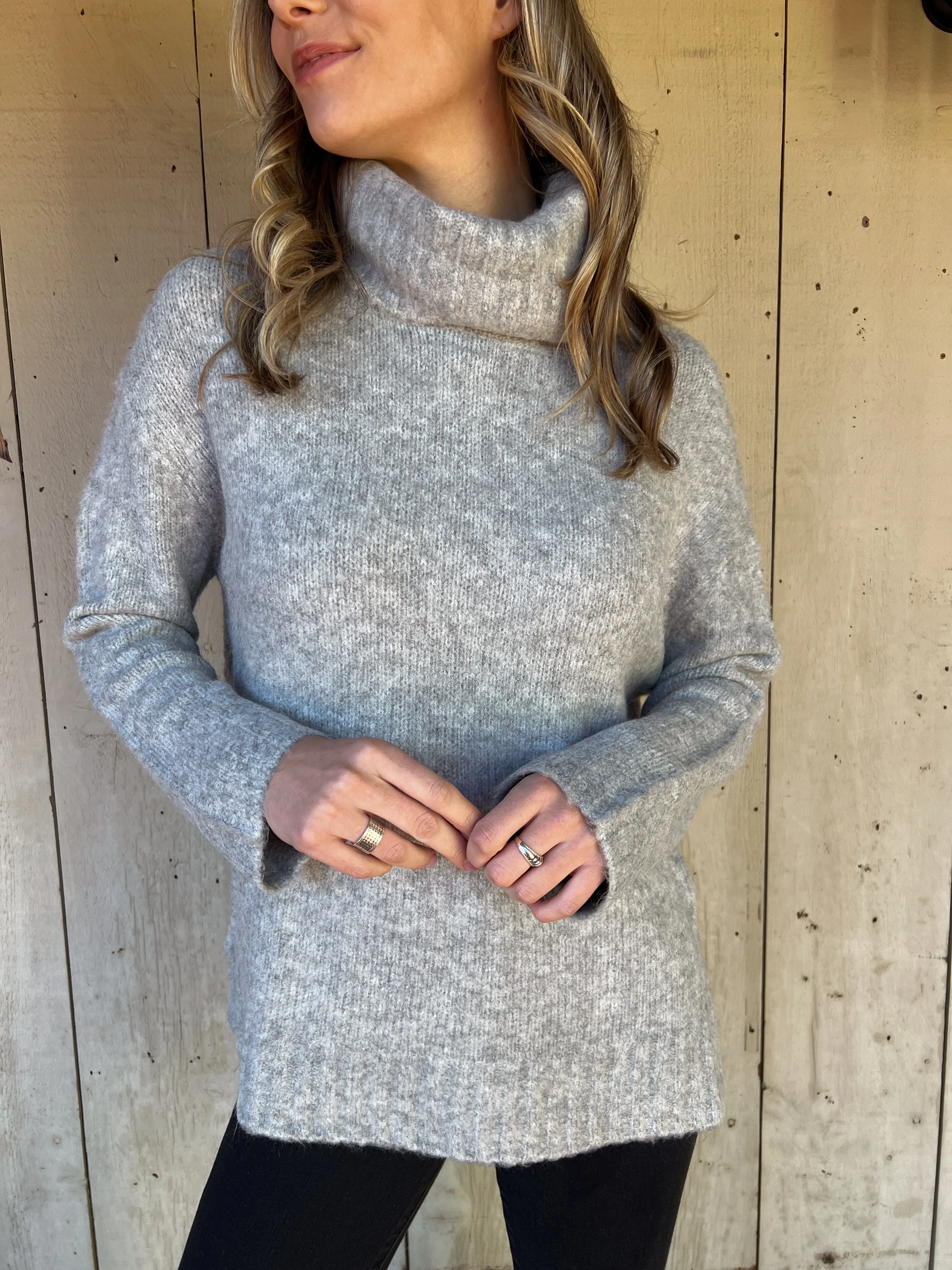 The Abigale Turtleneck Grey