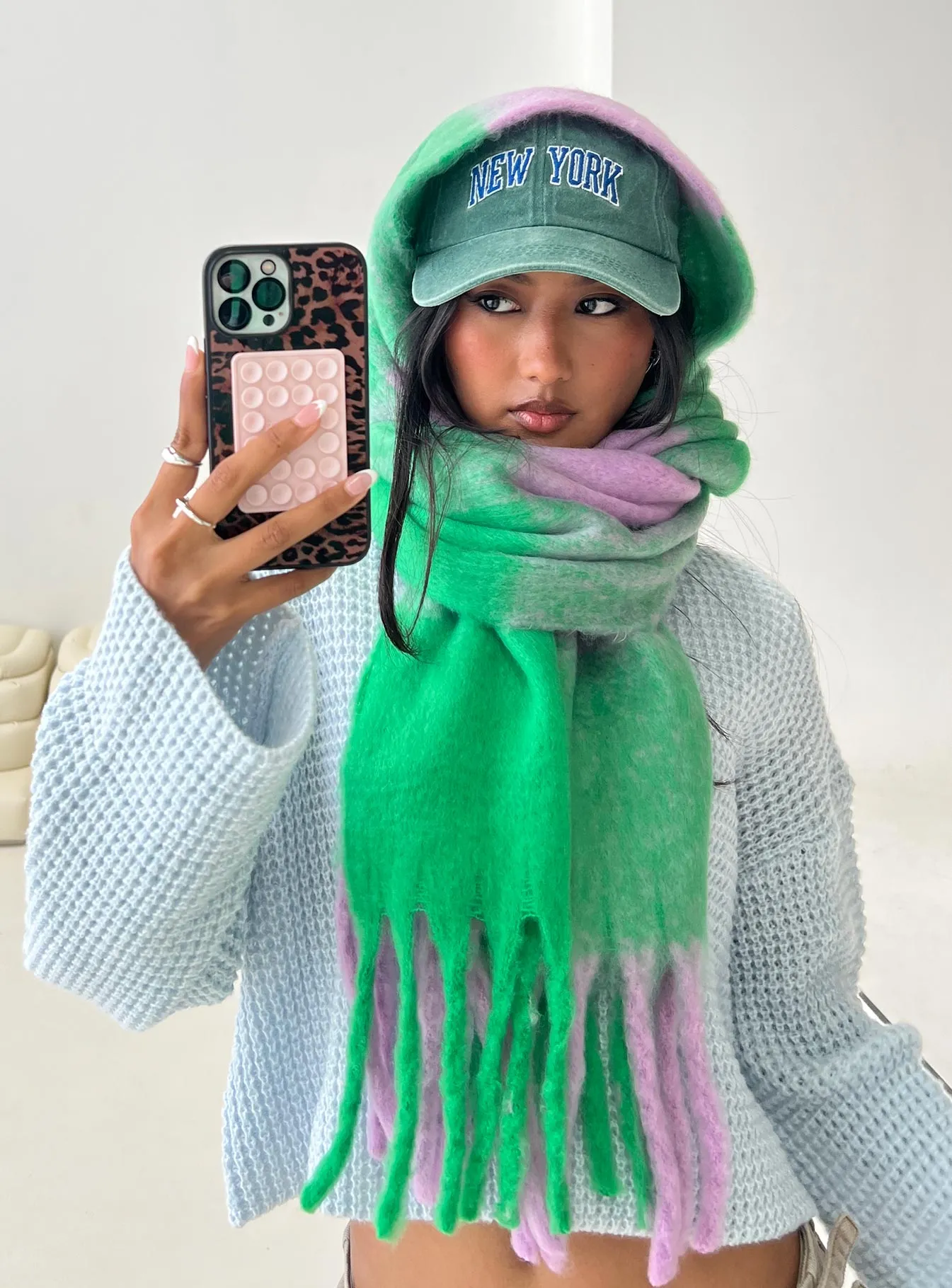 Up To Us Scarf Green / Pink