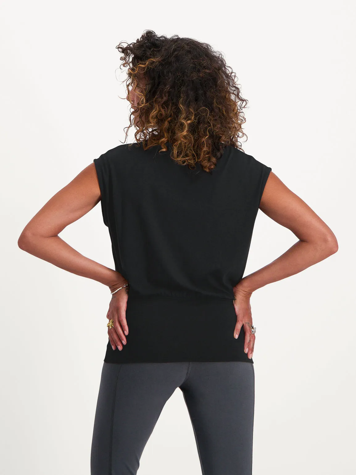 Urban Goddess Mula Yoga Top - Urban Black