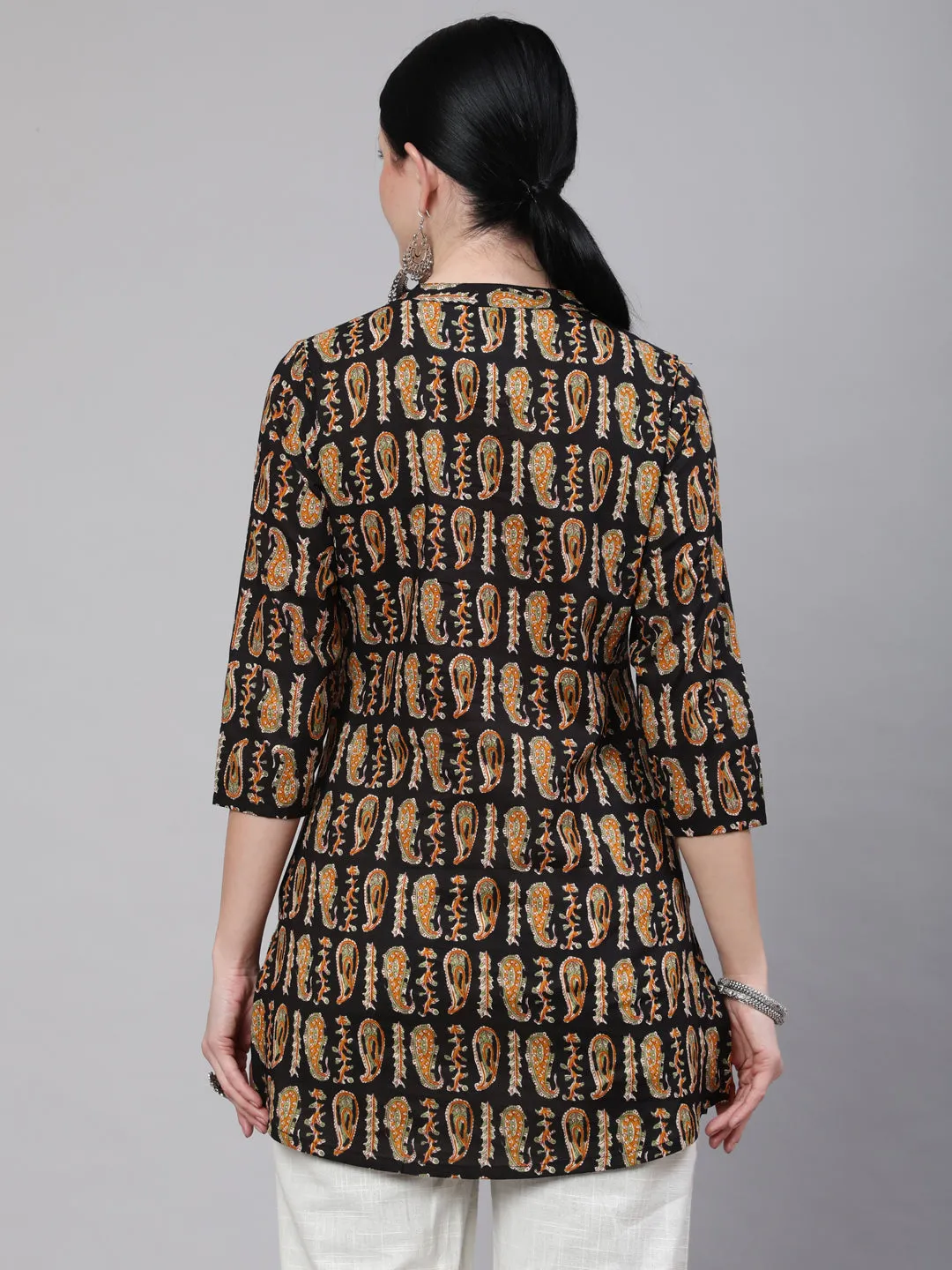 Women Black Paisley Printed Straight Tunic With Three Quarter Sleeves