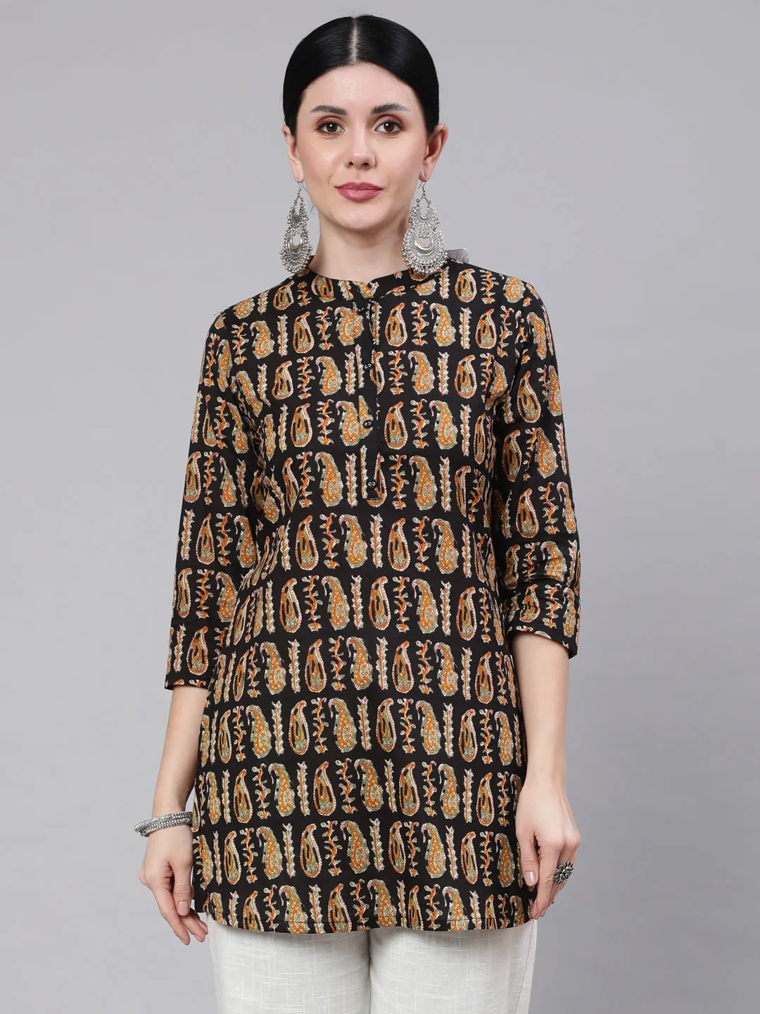 Women Black Paisley Printed Straight Tunic With Three Quarter Sleeves