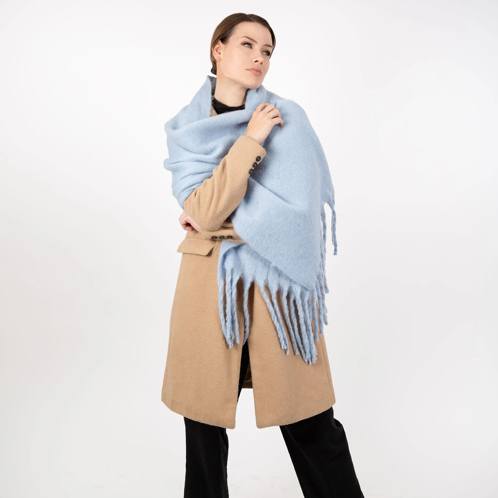 Women’s Blanket Scarf with Tassels